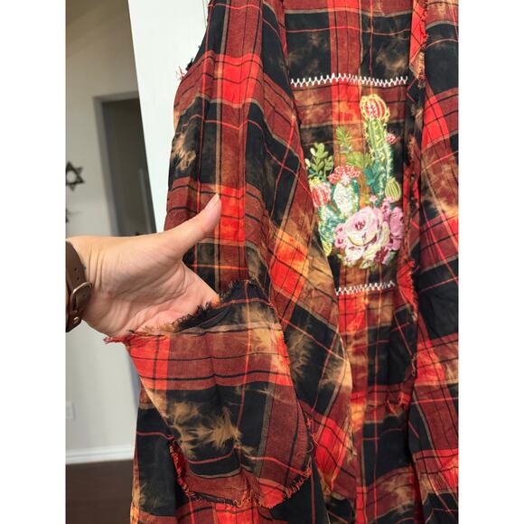 Savannah Jane duster vest southwestern grunge cactus embroidered raw edge S NWOT - Picture 5 of 9